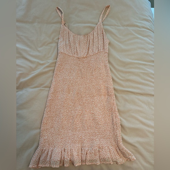 Abercrombie & Fitch Dresses & Skirts - Size medium tall Abercrombie & Fitch floral dress